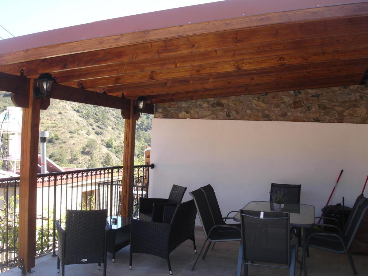 1 Holiday home Tris Elies